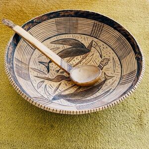 Large African Calabash Hand Carved Pyrography Folk Art Gourd Bowl & Spoon